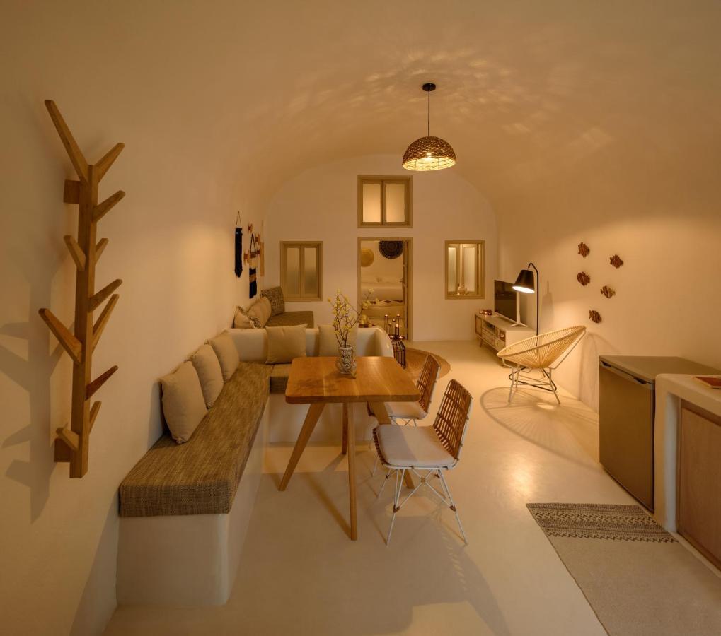 Suite Home Santorini Fira  Esterno foto