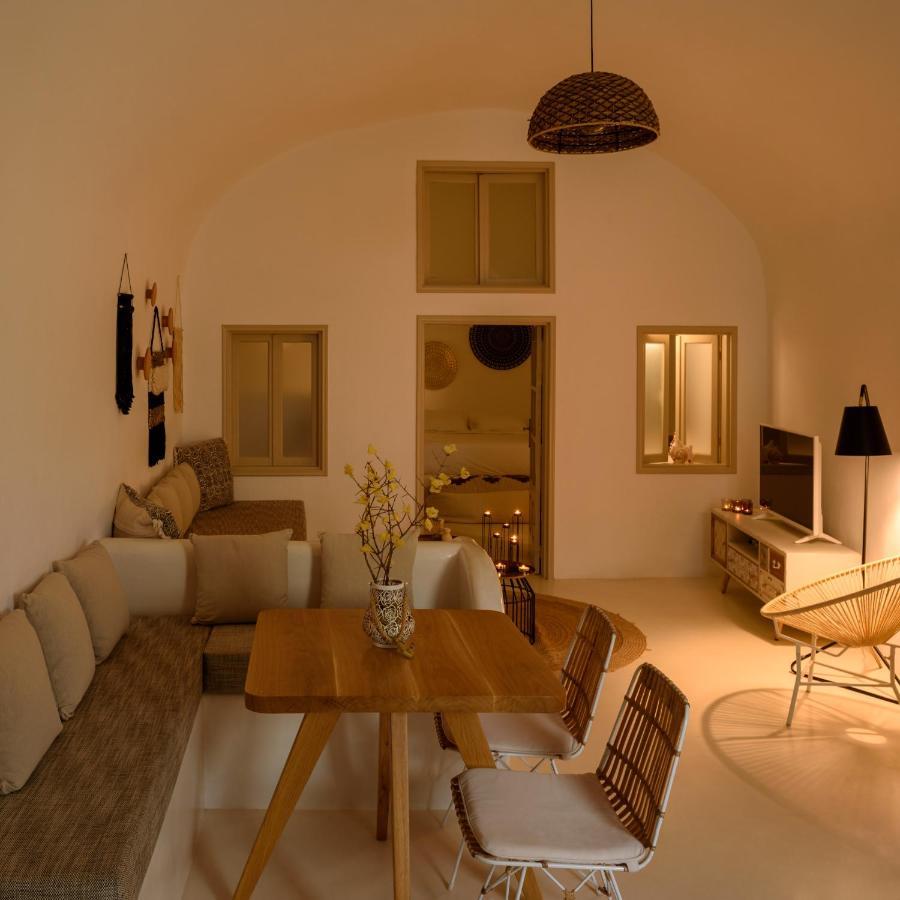 Suite Home Santorini Fira  Esterno foto